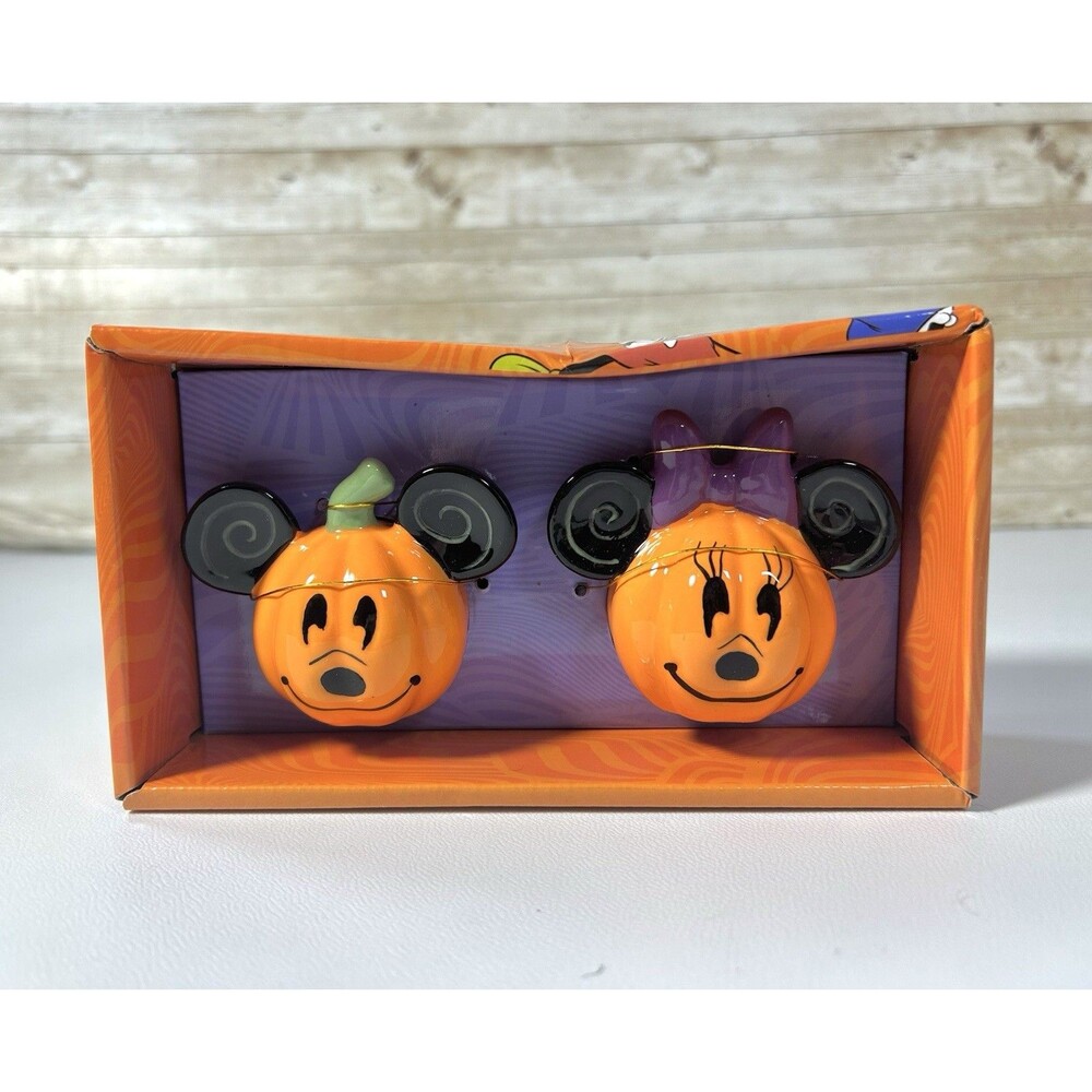 Disney Mickey Minnie Mouse Halloween Jack OLantern Ceramic Salt & Pepper Shakers